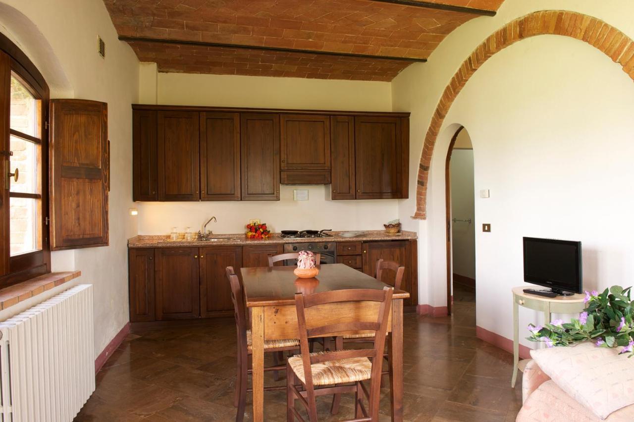 Castello Di Modanella 라폴라노테르메 외부 사진